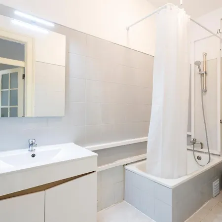 Casa Dos Xailes * Lisboa